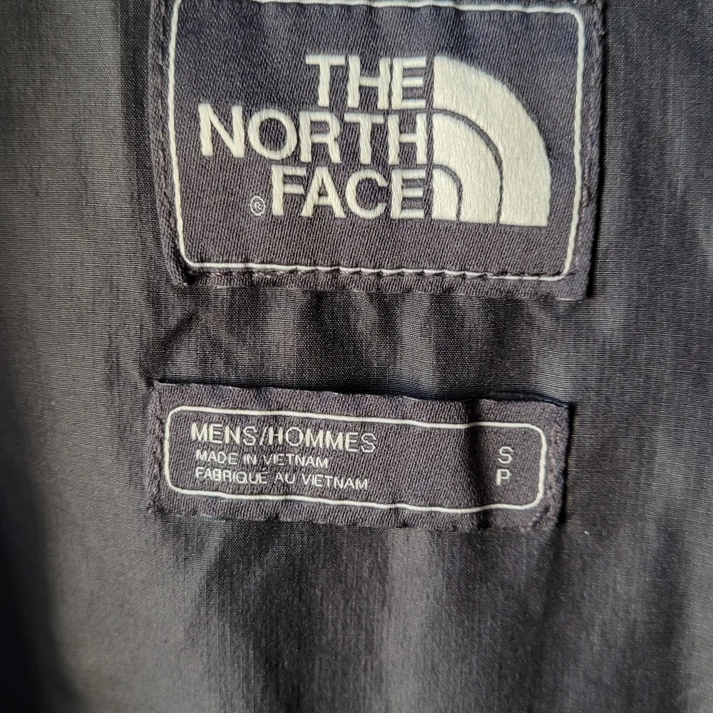 The North Face Hooded Windbreaker/Anorak Men's Jacket S/P kangaroo Pocket Black